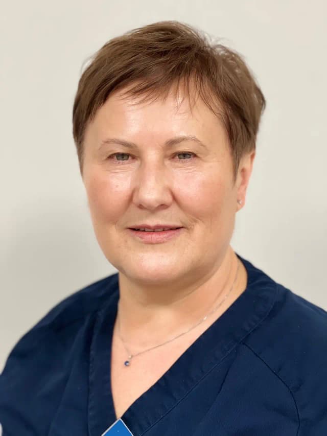 Nuradija, Undersköterska